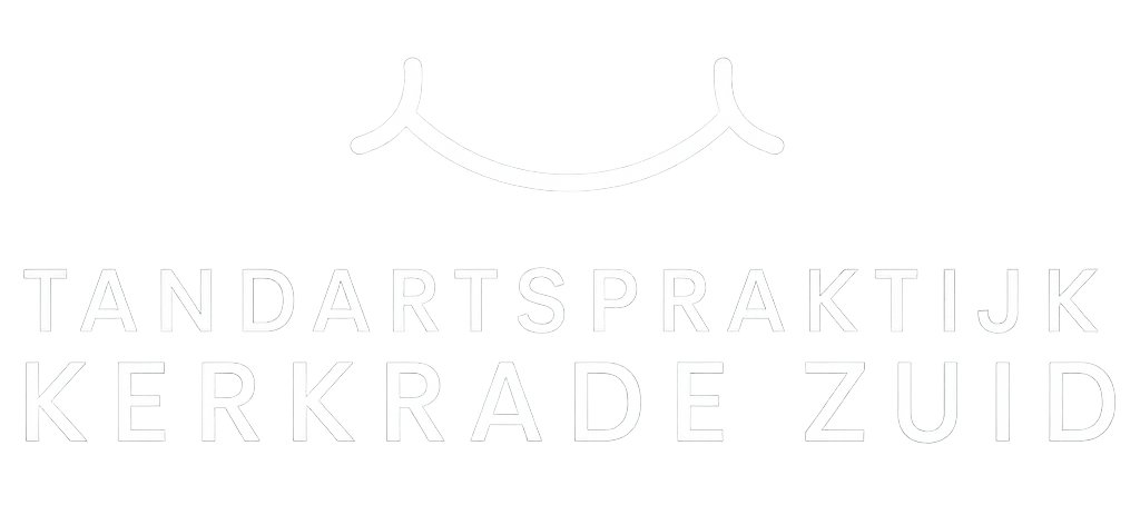 Minimalistische glimlach en daaronder tekst tandartspraktijk kerkrade zuid